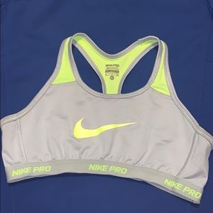 Nike Pro Dri-Fit Sports Bra